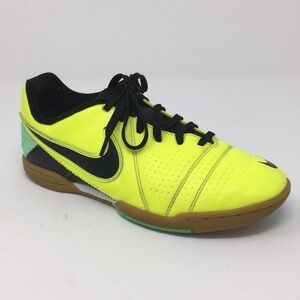 NIKE Neon Soccer Shoes (Size 4.5)